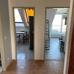 公寓 3X Einzelzimmer Mit Smart Tv, Balkon, Parkplatz, Fahrstuhl, Free Wifi *