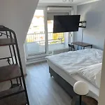 公寓 3X Einzelzimmer Mit Smart Tv, Balkon, Parkplatz, Fahrstuhl, Free Wifi 施科伊迪茨