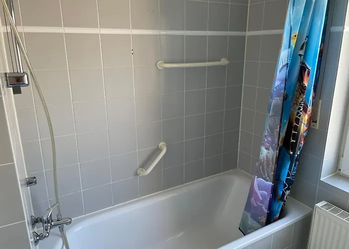 3X Einzelzimmer Mit Smart Tv, Balkon, Parkplatz, Fahrstuhl, Free Wifi Appartement Schkeuditz