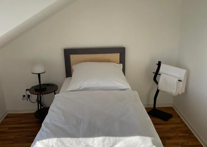 3X Einzelzimmer Mit Smart Tv, Balkon, Parkplatz, Fahrstuhl, Free Wifi Appartement Schkeuditz