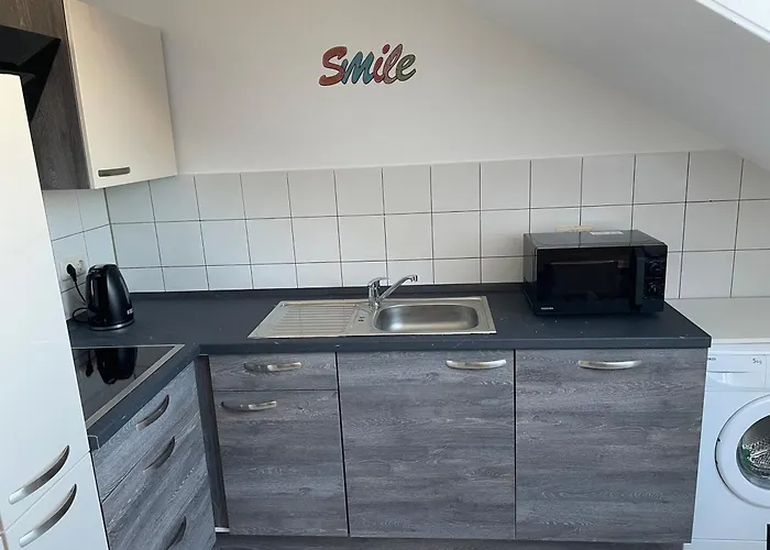 Appartement 3X Einzelzimmer Mit Smart Tv, Balkon, Parkplatz, Fahrstuhl, Free Wifi Schkeuditz